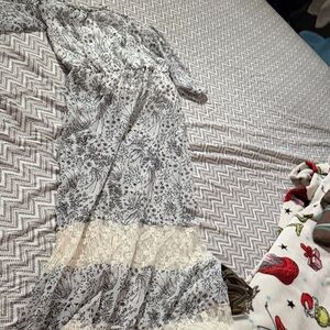 Floral Lace Trim Dress